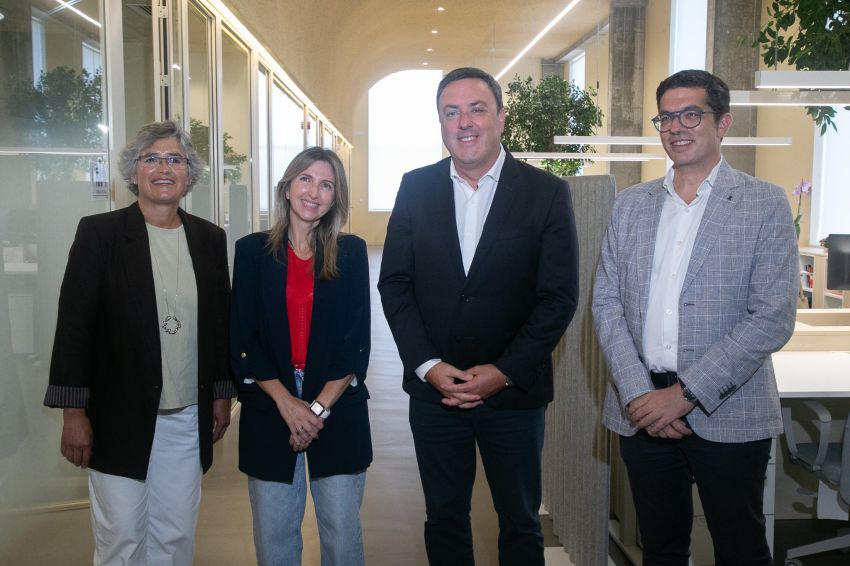 A Deputación impulsa a nova sede de ASPANAES na Coruña, que permite ampliar a atención ás persoas con autismo e ás súas familias