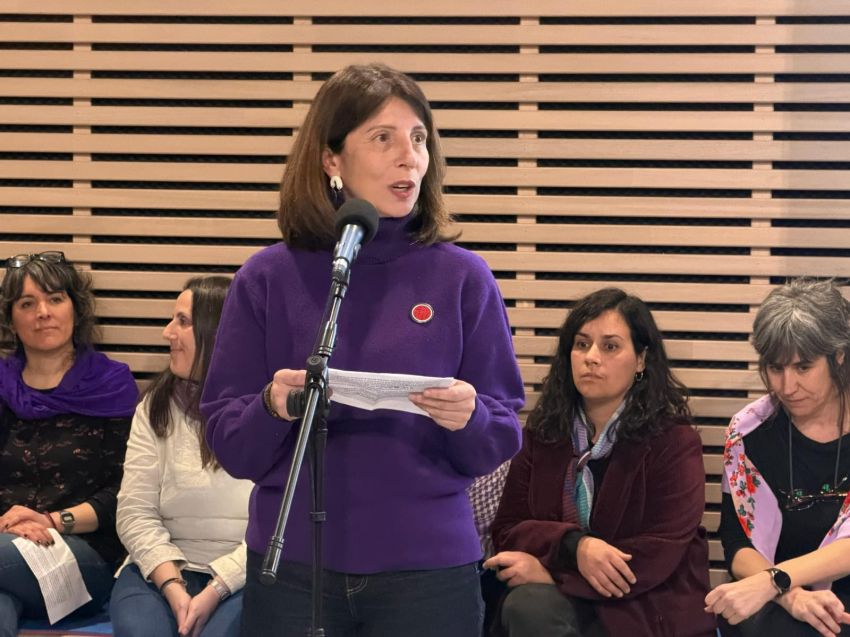 Sol Agra participa en Santiago na presentación dun traballo sobre a feminista Lola Ferreiro