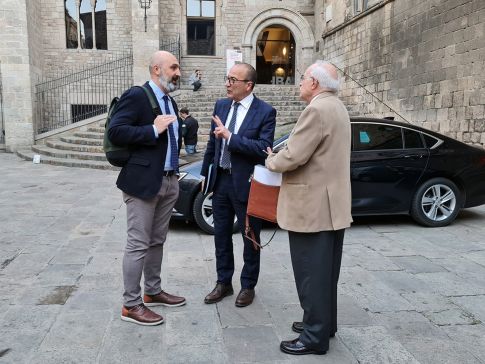 O Archivo de la Corona impulsará visitas á Torre do Rey Martín e unha mostra de voces femininas