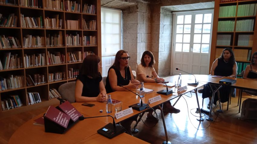 O Colexio de Xornalistas presenta o libro 'As mulleres no xornalismo galego: A crónica revelada', gañador do premio Luísa Villalta en 2024